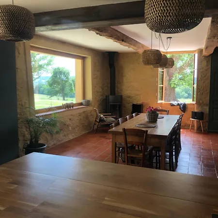 D Hotes Puchouaou Etoile Sur Le Chemin De Saint Jacques De Compostelle Couette-café